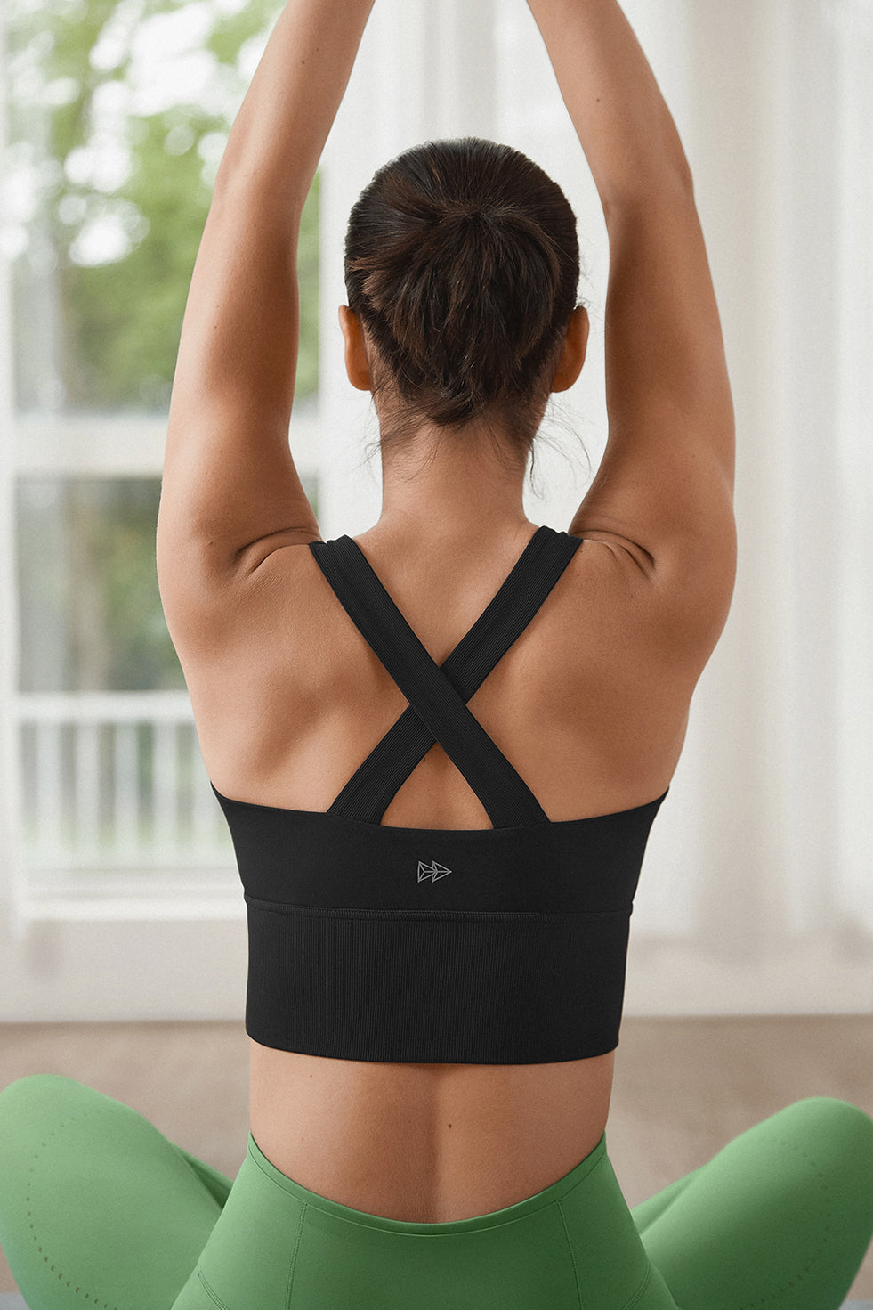 Black yoga bra online